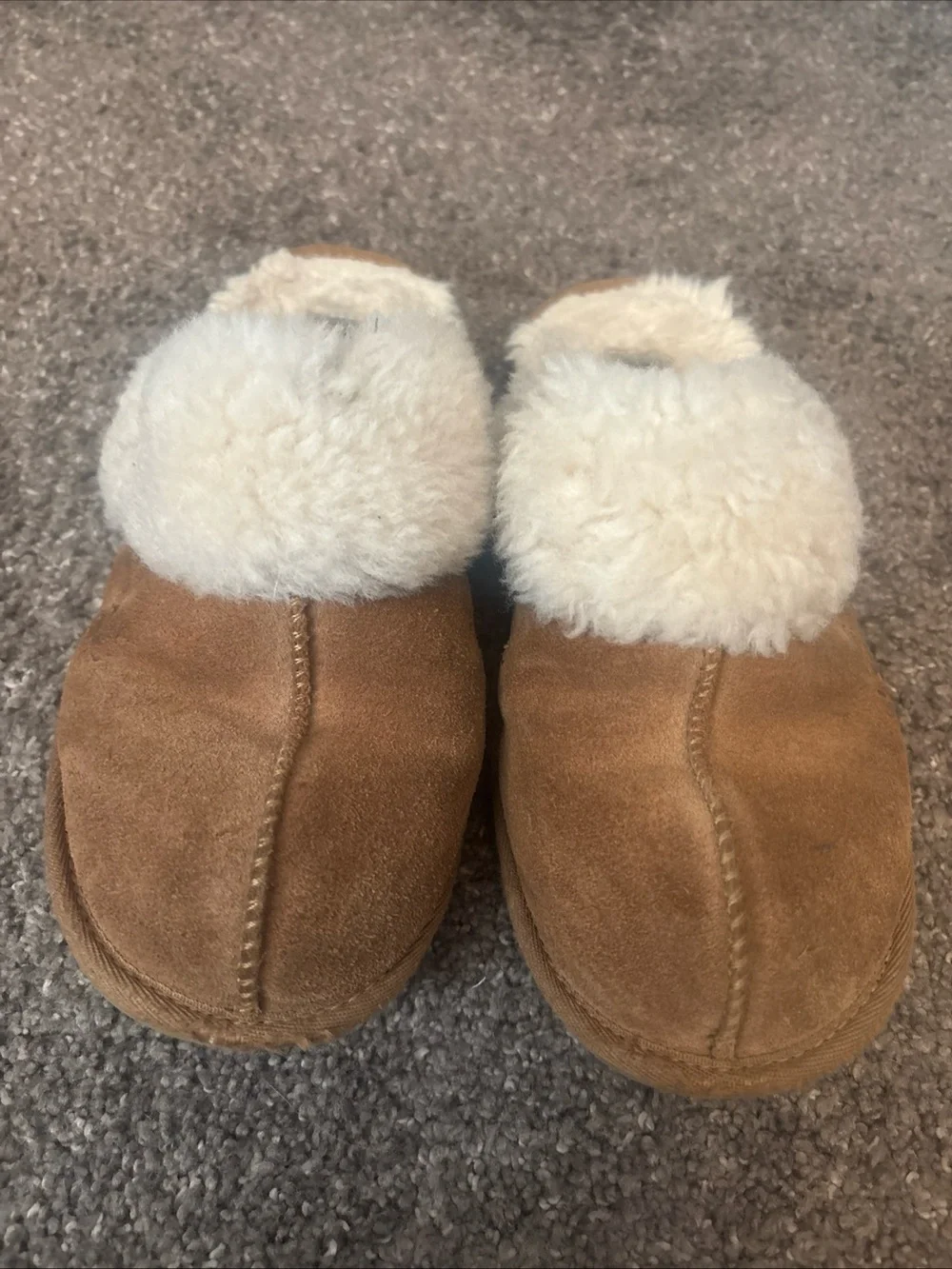 UGG Kids Chestnut Suede Slippers with Cream Shearling Cuff